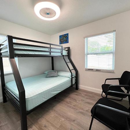 Hostal Beach Vacation Mode Bradenton Exterior foto