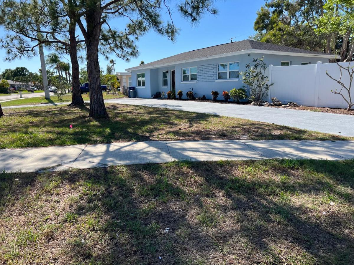 Hostal Beach Vacation Mode Bradenton Exterior foto